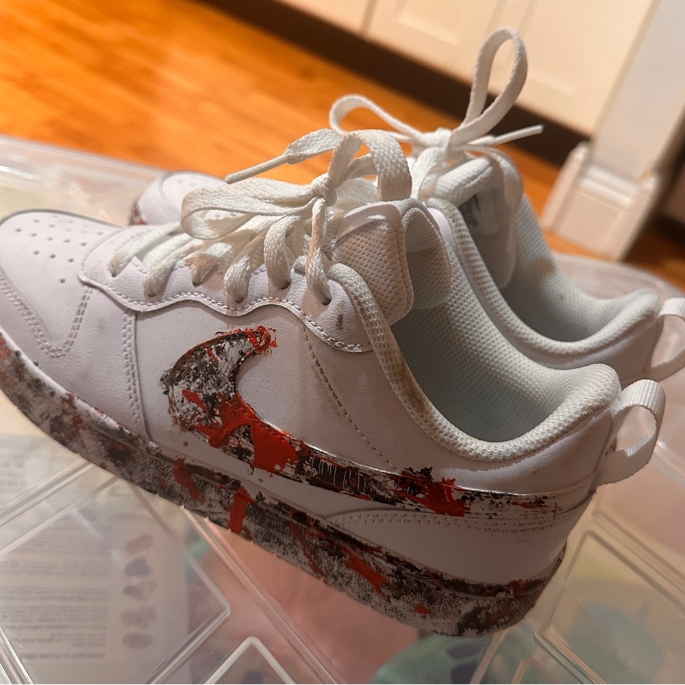 Red and White Artistic Low-Top Sneakers